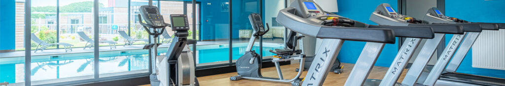 Piscine et salle de sport AX HOTEL